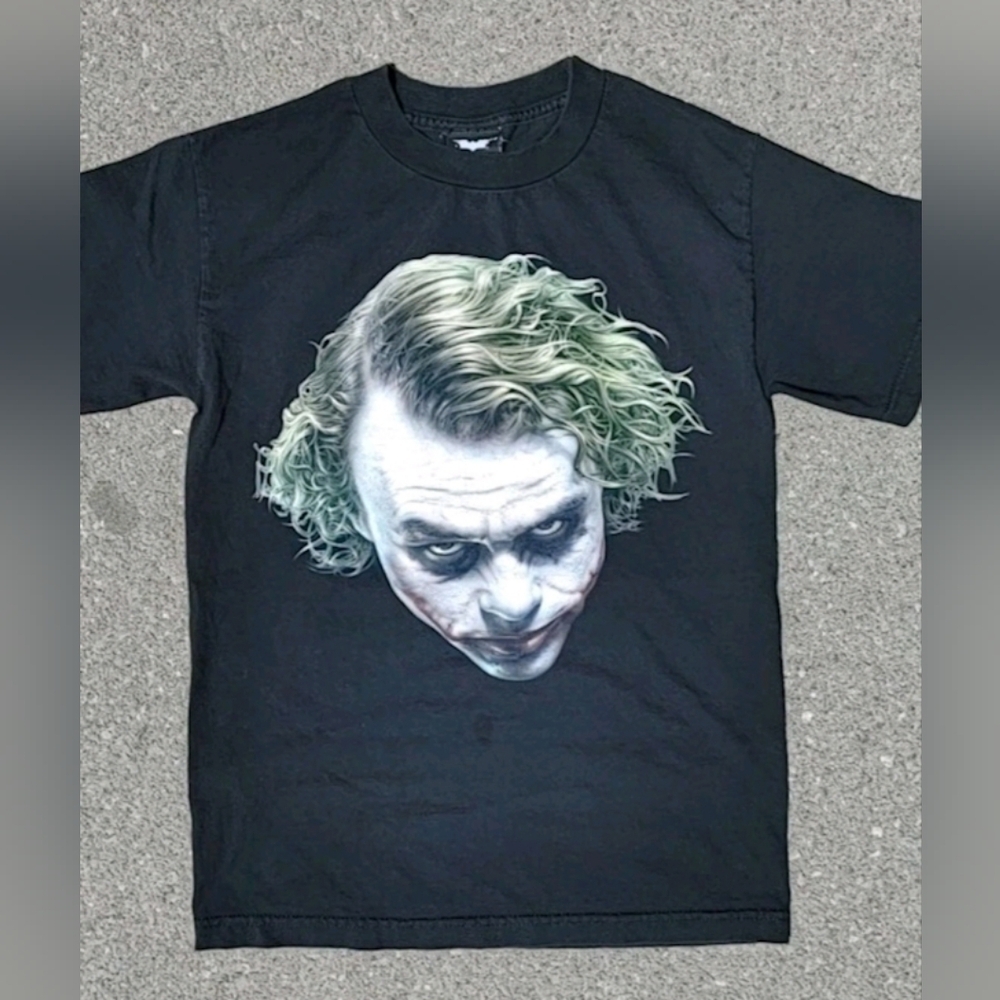 Vtg 2008 The Dark Knight Joker Print T-Shirt Size (S)